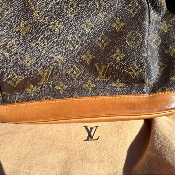 Louis Vuitton Montsouris GM Backpack - Picture 6 of 13